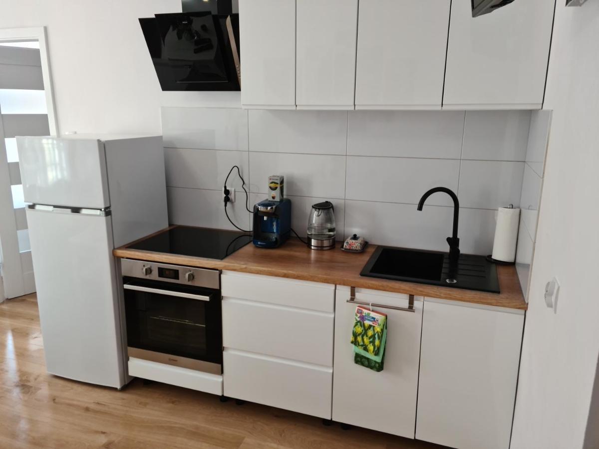 Apartament De Luxe Emily Jelenia Góra Exterior foto